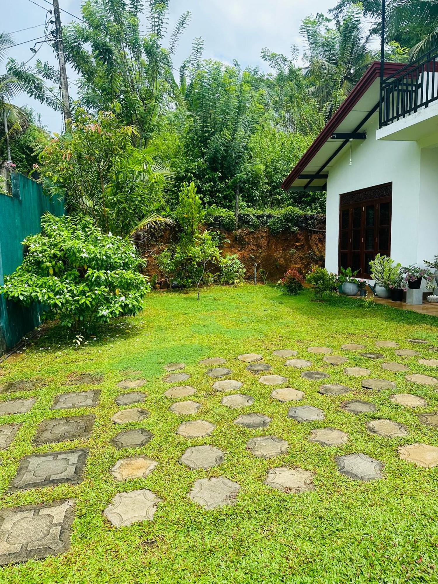 D Studio Villa Matugama Exterior foto